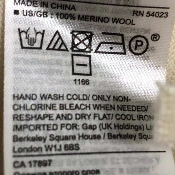 Banana Republic medium ivory sweter - Picture 9 of 9